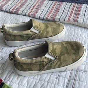 Gymboree boys camouflage sneakers SZ 9